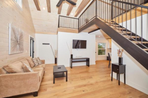 Riverview Executive Home A